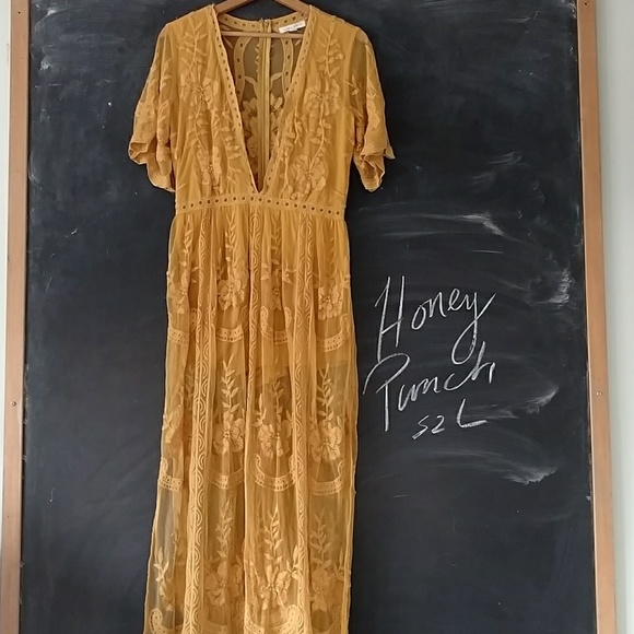 Honey Punch Dresses & Skirts - Honey Punch Lace Dress Mustard Maxi Sz L